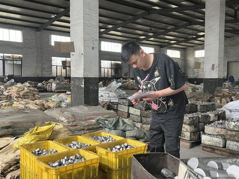 Blanks into the warehouse, according to the production   order for blanks